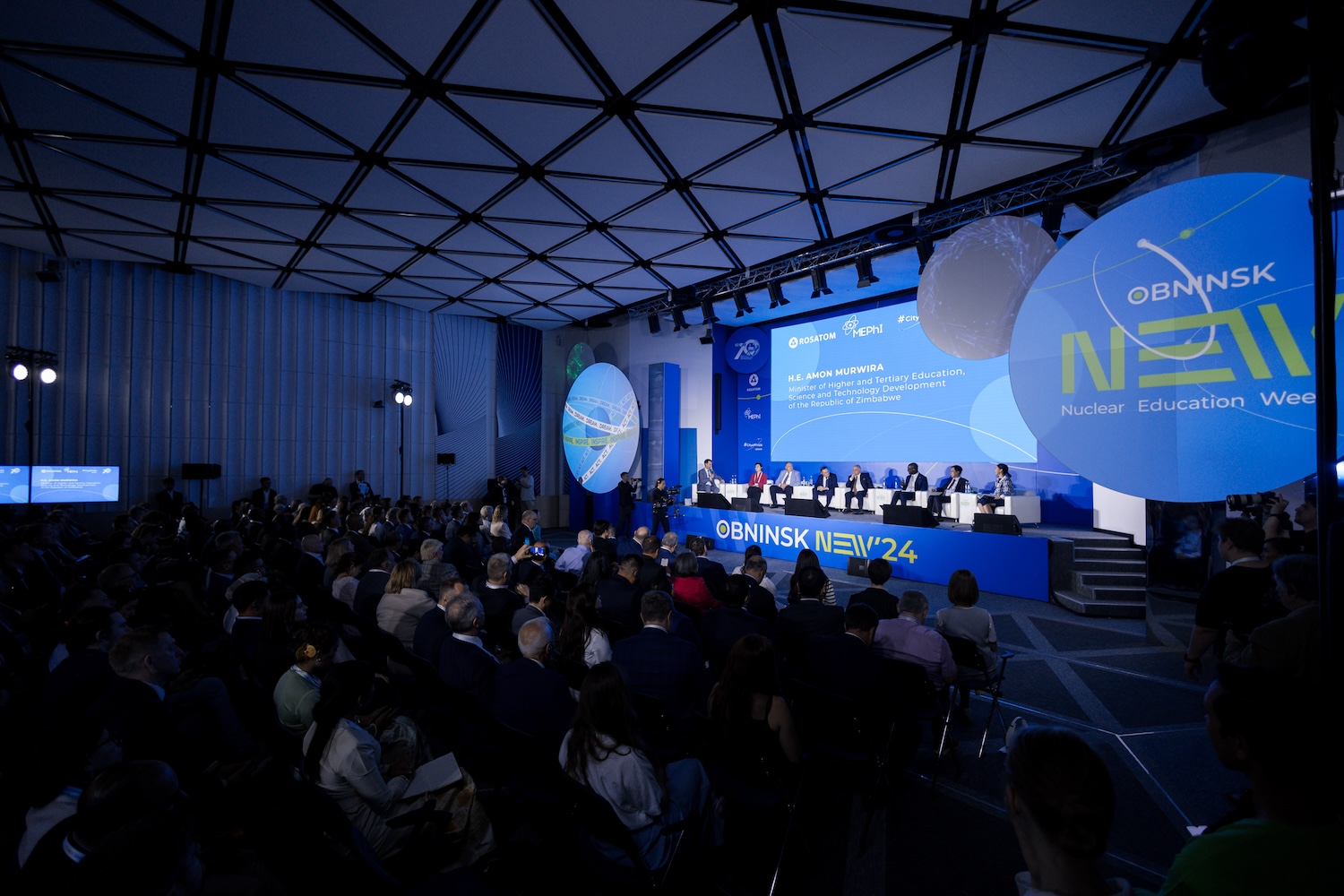 Plenary Session “InsPowered by Atoms: Our Dream for the Next 70 Years"-183 Plenary Session “InsPowered by Atoms: Our Dream for the Next 70 Years"-183