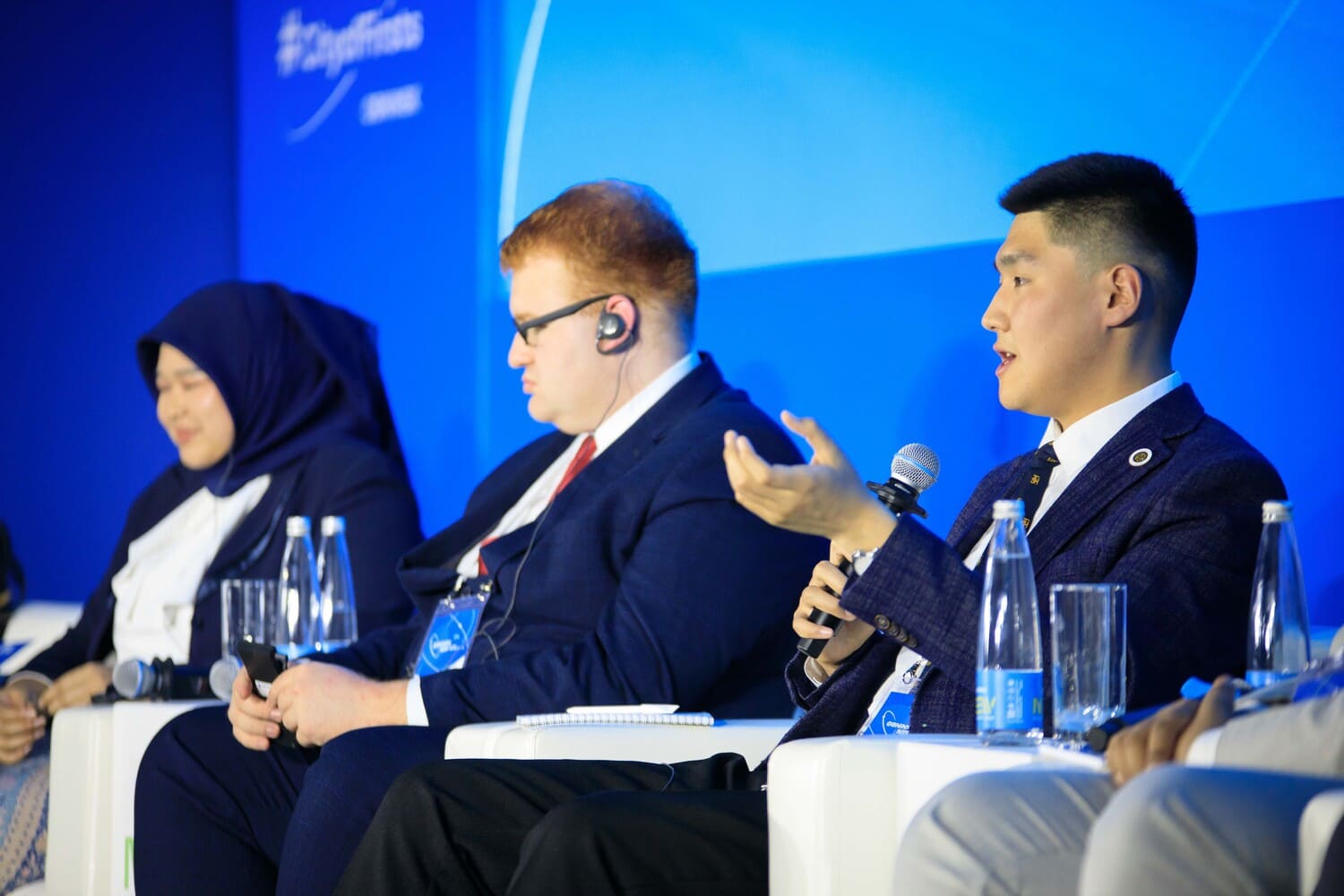 Closing plenary session “Dreamers and Doers: Young People's Pledge for a Better Future” -17 Closing plenary session “Dreamers and Doers: Young People's Pledge for a Better Future” -17