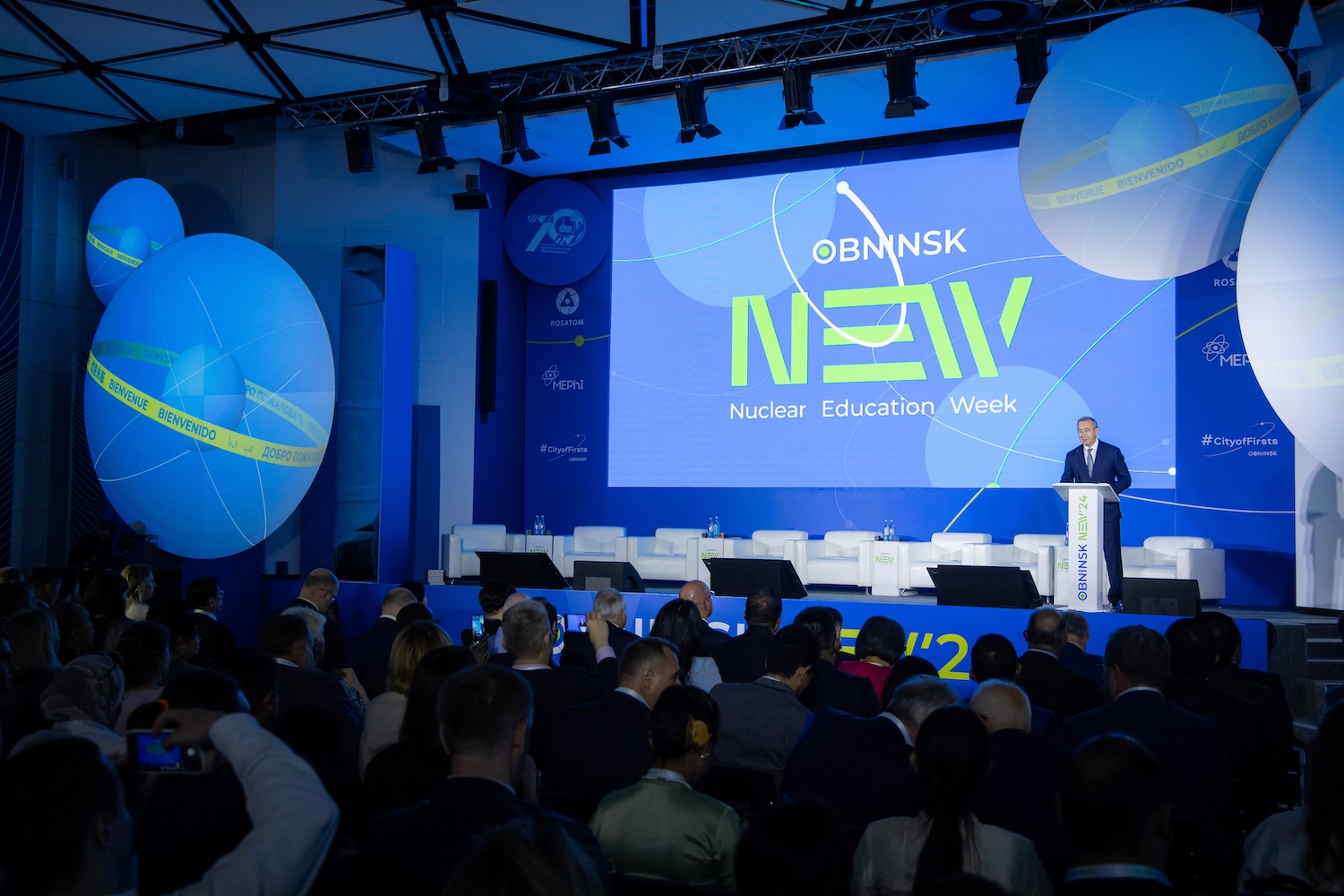 Plenary Session “InsPowered by Atoms: Our Dream for the Next 70 Years"-229 Plenary Session “InsPowered by Atoms: Our Dream for the Next 70 Years"-229