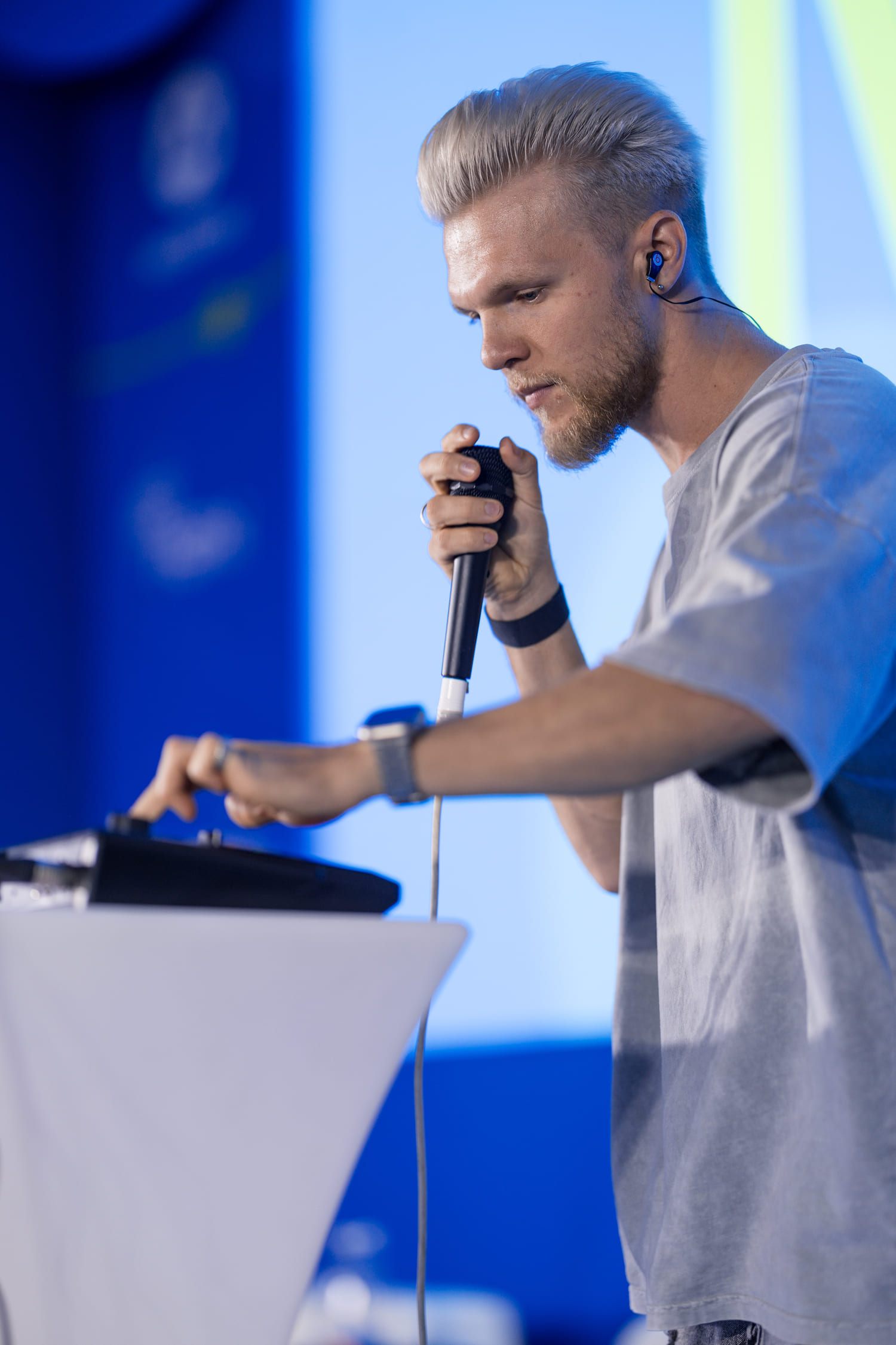 Closing plenary session “Dreamers and Doers: Young People's Pledge for a Better Future” -85 Closing plenary session “Dreamers and Doers: Young People's Pledge for a Better Future” -85