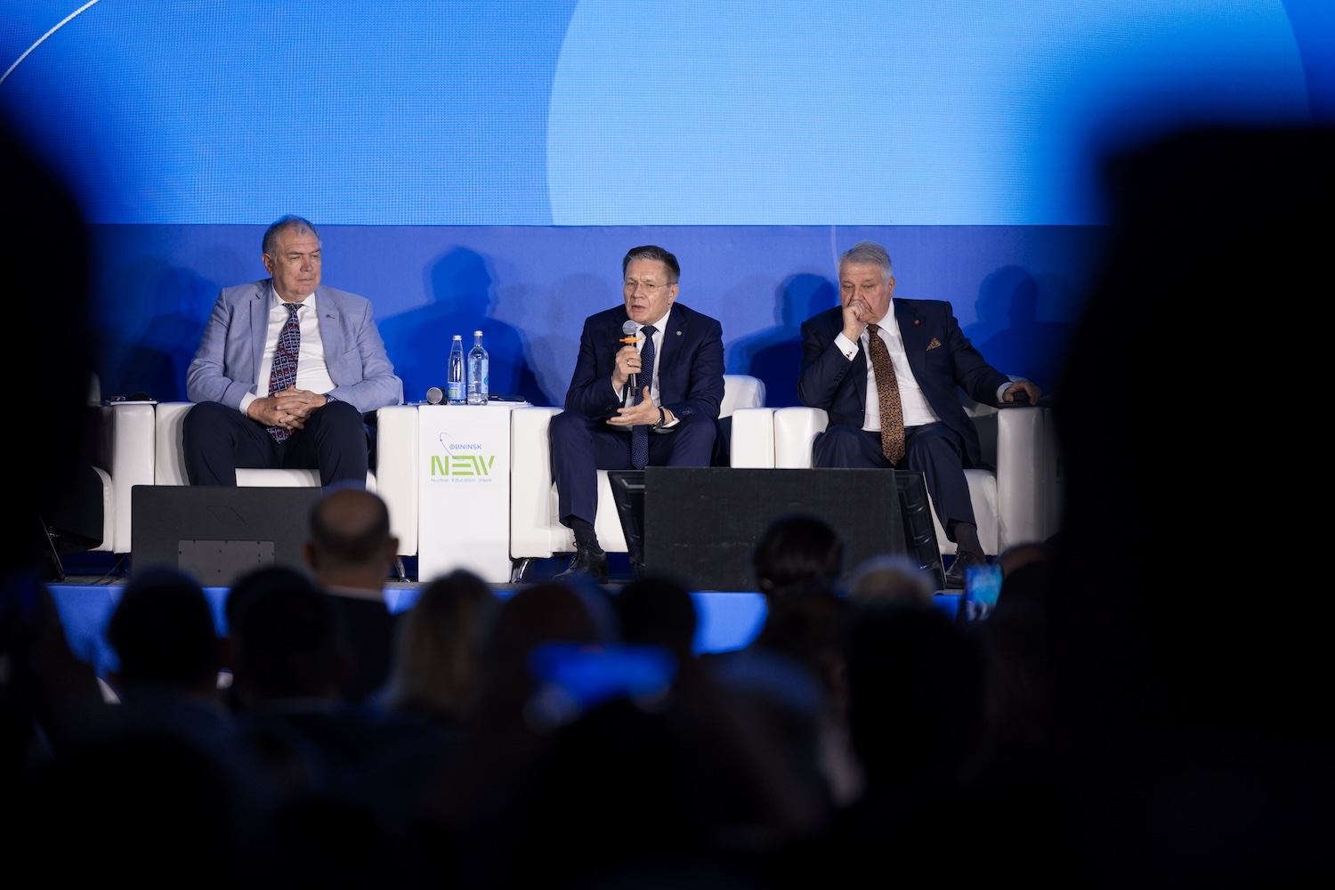 Plenary Session “InsPowered by Atoms: Our Dream for the Next 70 Years"-165 Plenary Session “InsPowered by Atoms: Our Dream for the Next 70 Years"-165