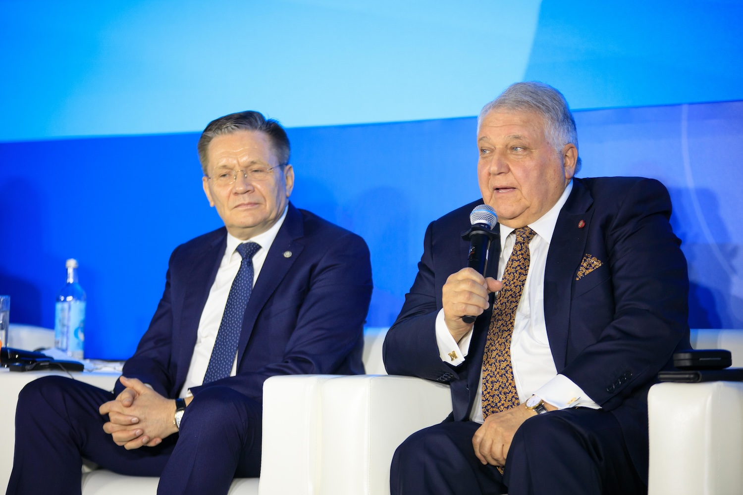 Plenary Session “InsPowered by Atoms: Our Dream for the Next 70 Years"-62 Plenary Session “InsPowered by Atoms: Our Dream for the Next 70 Years"-62
