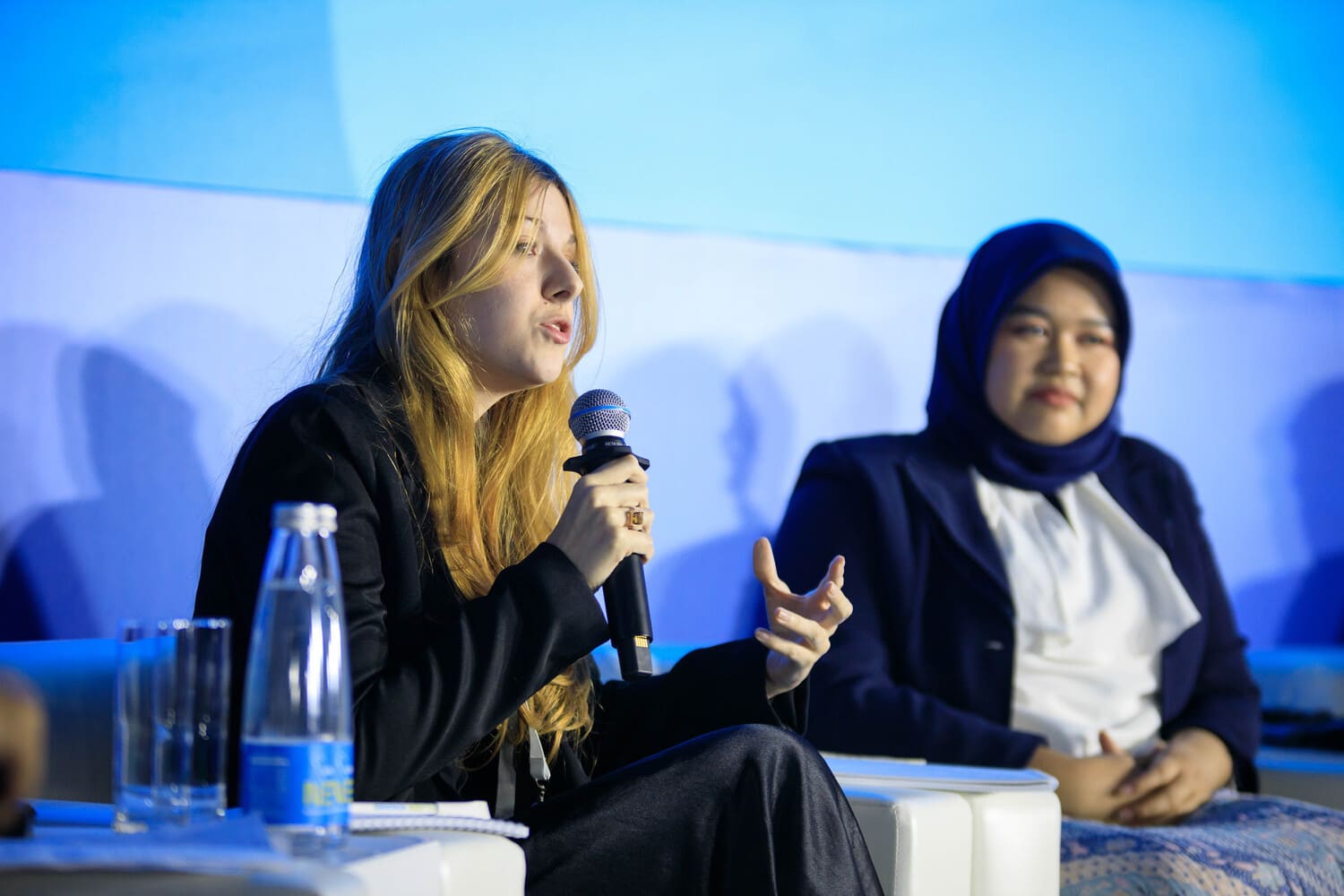 Closing plenary session “Dreamers and Doers: Young People's Pledge for a Better Future” -6 Closing plenary session “Dreamers and Doers: Young People's Pledge for a Better Future” -6