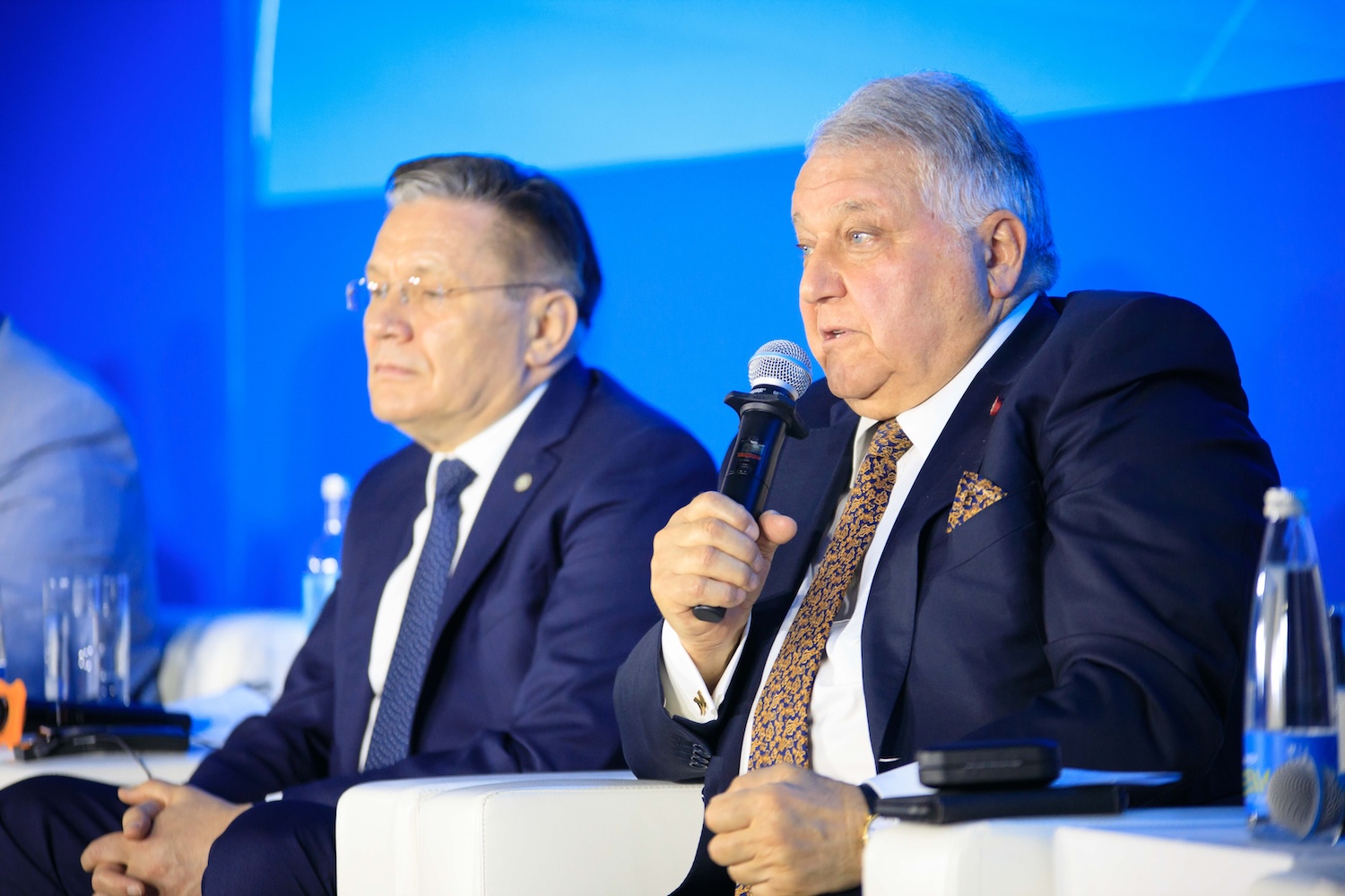 Plenary Session “InsPowered by Atoms: Our Dream for the Next 70 Years"-64 Plenary Session “InsPowered by Atoms: Our Dream for the Next 70 Years"-64