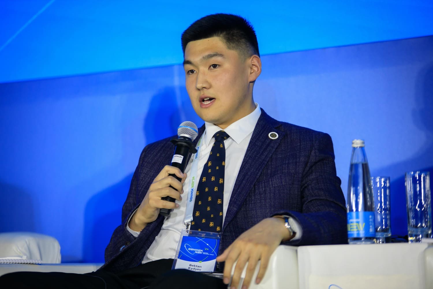 Closing plenary session “Dreamers and Doers: Young People's Pledge for a Better Future” -15 Closing plenary session “Dreamers and Doers: Young People's Pledge for a Better Future” -15