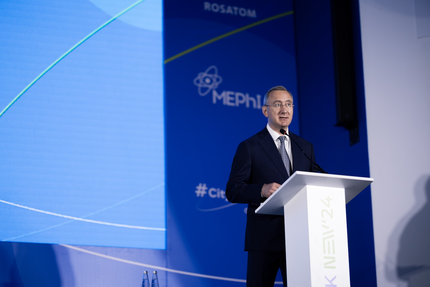 Plenary Session “InsPowered by Atoms: Our Dream for the Next 70 Years"-133 Plenary Session “InsPowered by Atoms: Our Dream for the Next 70 Years"-133